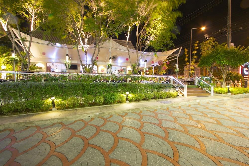 Charn Residence Банг Саен Экстерьер фото